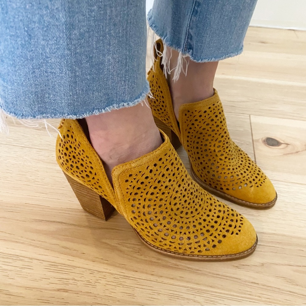 Jeffery Campbell suede yellow lacer cut bootie
